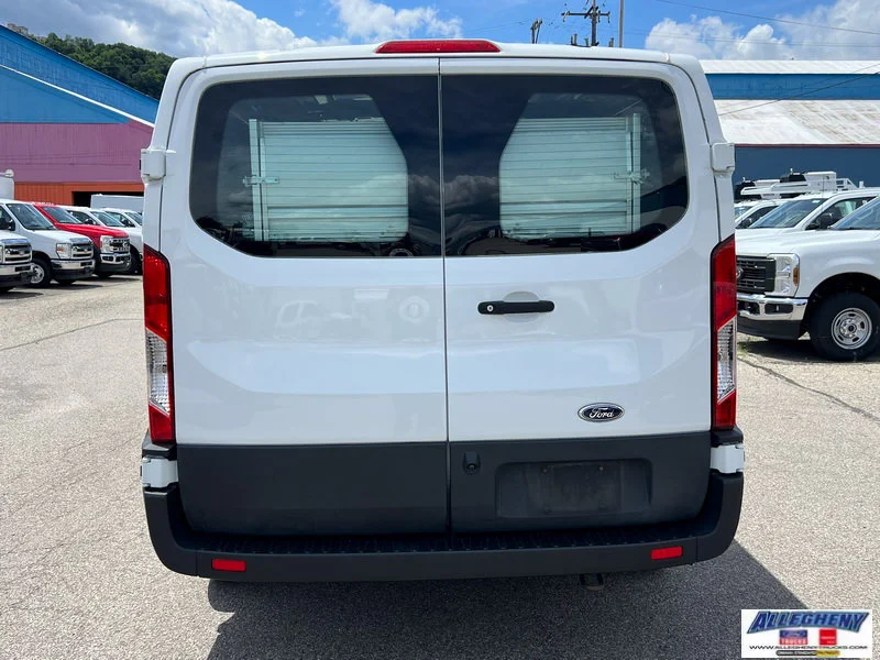 Used 2021 WHI/White Ford  image 7