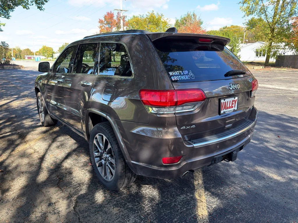 Used 2018 Brown Jeep Overland image 16