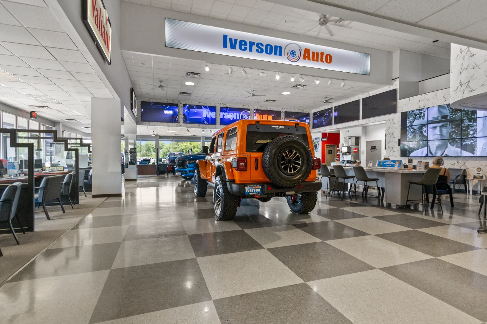 Used 2022 River Rock Blue Jeep Series III image 3