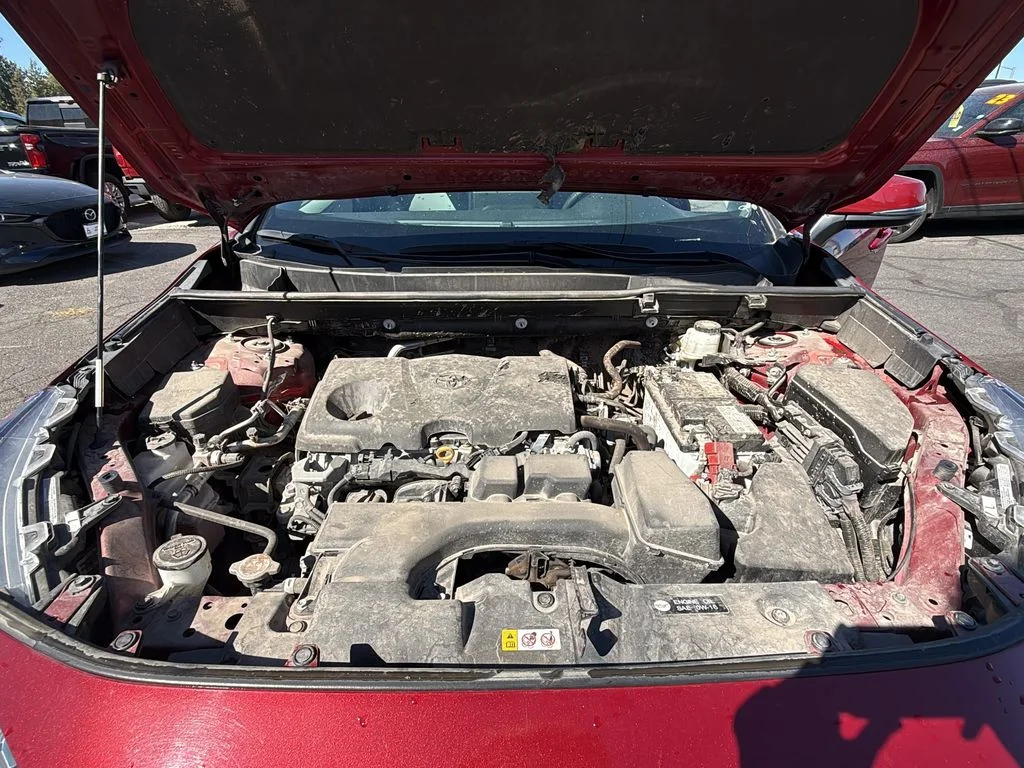 2024 Toyota RAV4 XLE Premium - Photo 32
