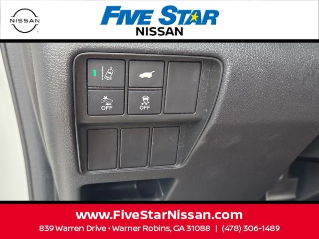 Used 2021 White Honda EX-L image 28