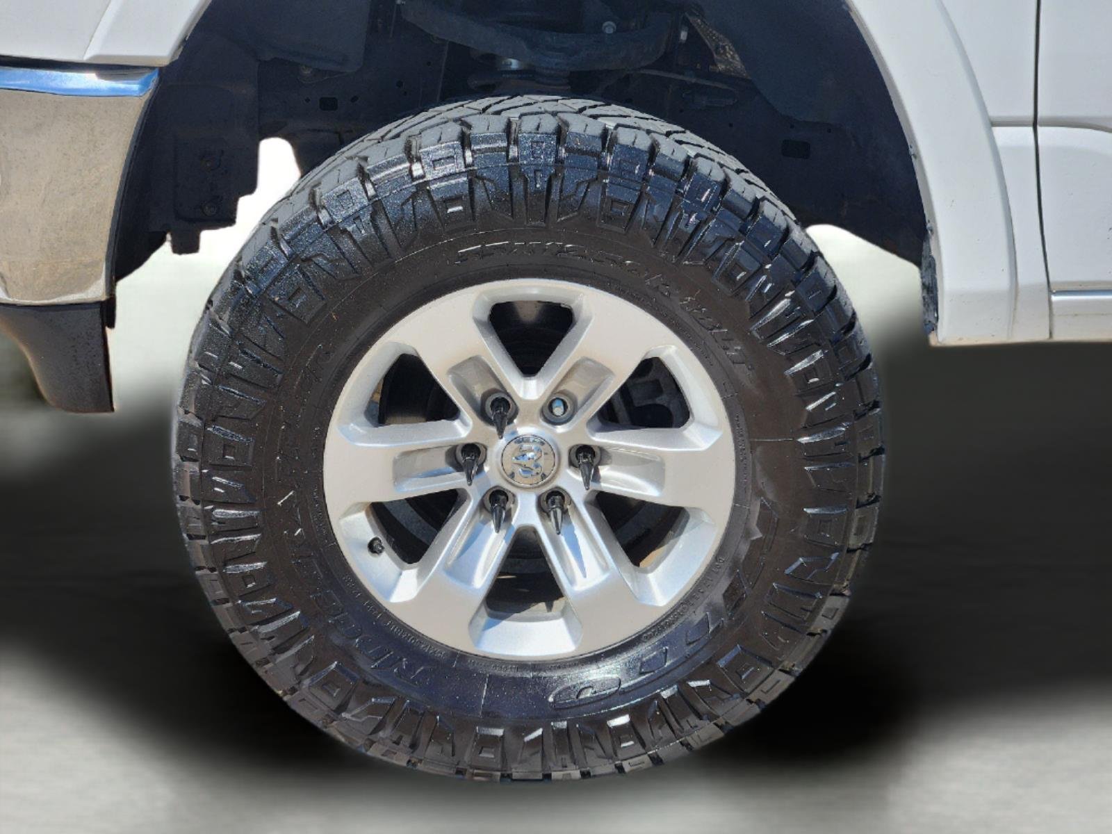 Used 2020 Bright White Clearcoat Ram Laramie image 9
