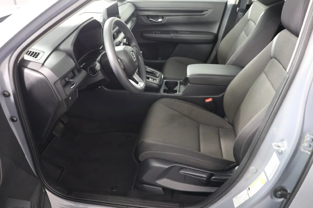Used 2025 Urban Gray Pearl Honda LX image 17