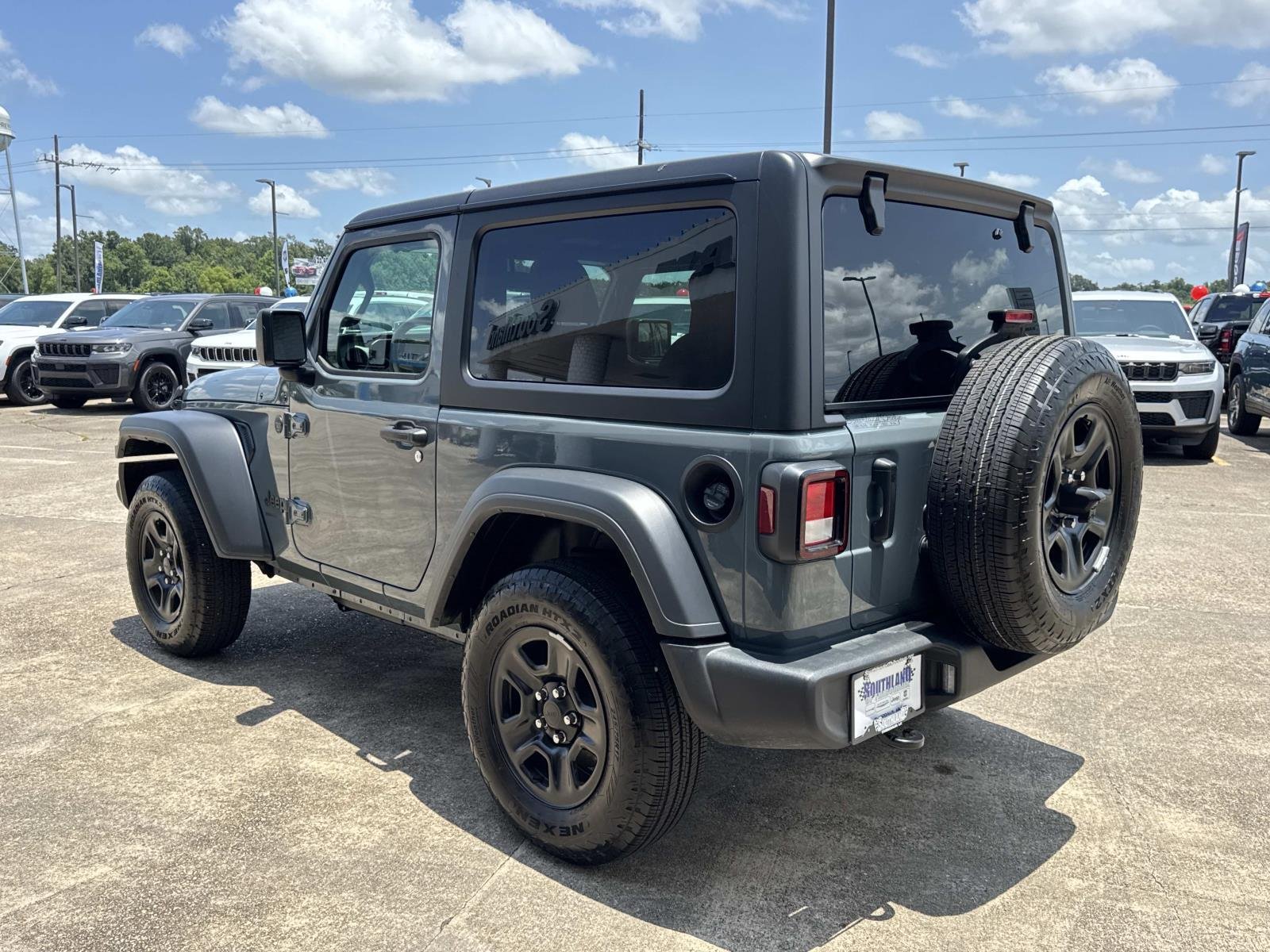 Used 2025 ANVIL CLEARCOAT Jeep Sport image 5
