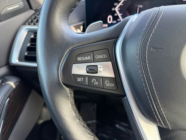 Used 2026 White BMW sDrive40i image 22