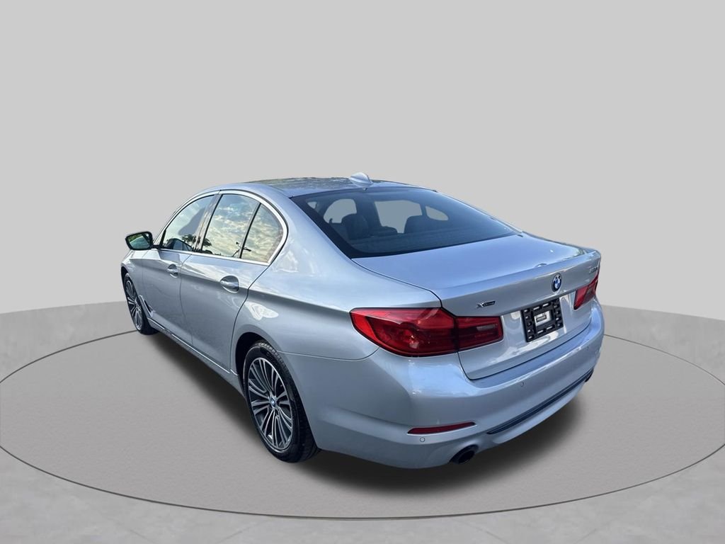Used 2019 Silver BMW 530i xDrive image 6