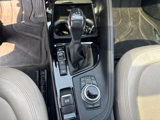 Used 2016 Gray BMW xDrive28i image 16