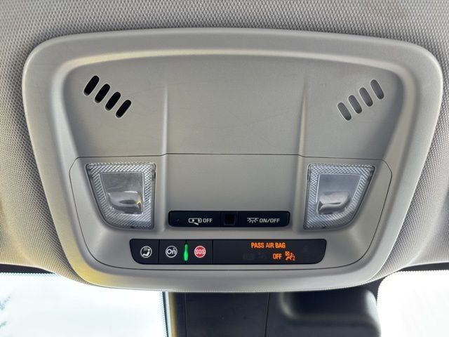 Used 2024 Gray Chevrolet LT image 28