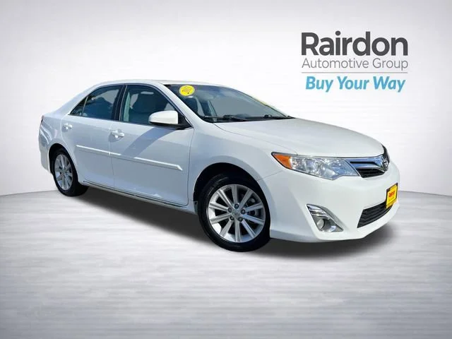 2013 Toyota Camry 2.5 Auto XLE's photo