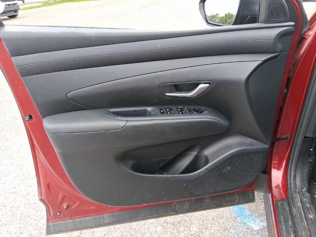 Used 2025 Red Hyundai SE image 11