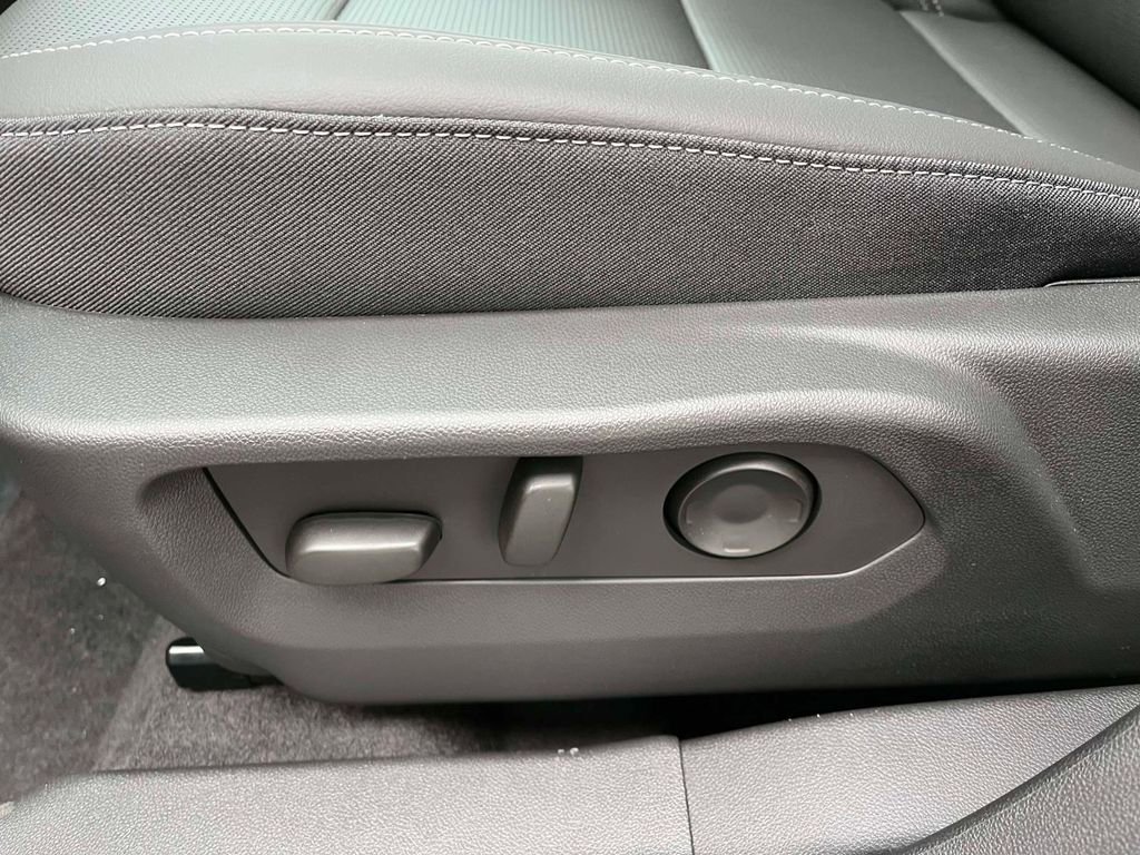 2026 Buick Envision Preferred - Photo 24