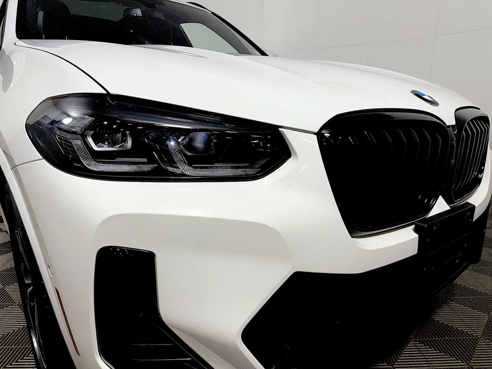 Certified Used 2023 Alpine White BMW xDrive30i image 25