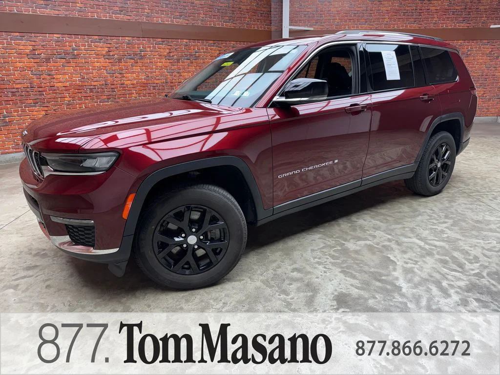 Certified Used 2022 Velvet Jeep Limited image 1
