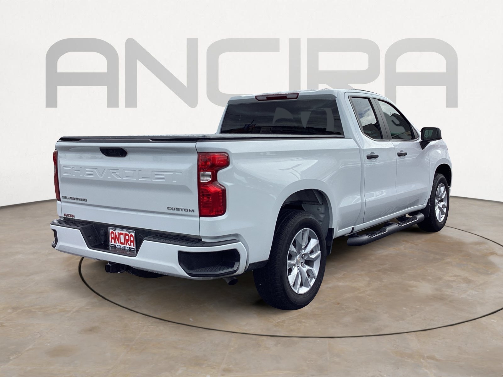 Used 2025 Summit White Chevrolet Custom image 13