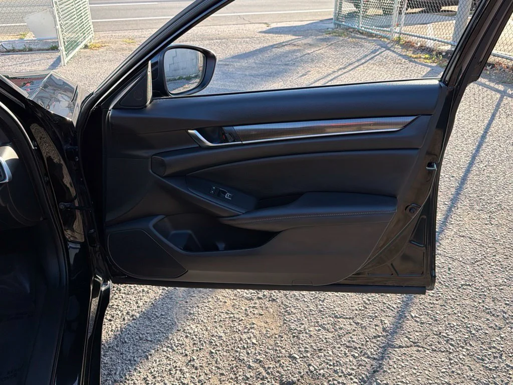 Used 2020 Black Honda Sport 2.0T image 13