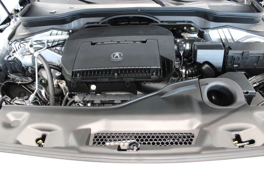 New 2026 Solar Silver Metallic Acura Base image 8