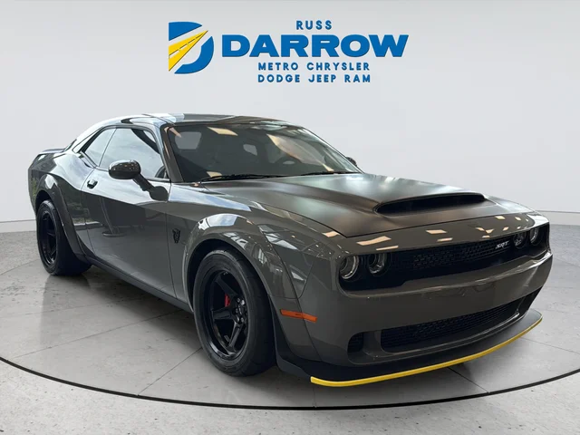 Used 2018 Gray Dodge SRT image 7