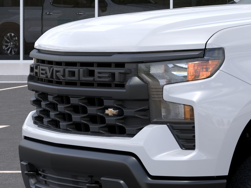 New 2026 Summit White Chevrolet WT image 13