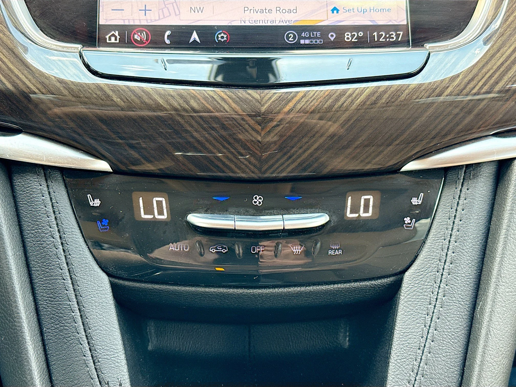 2024 Cadillac XT6 Premium Luxury - Photo 37