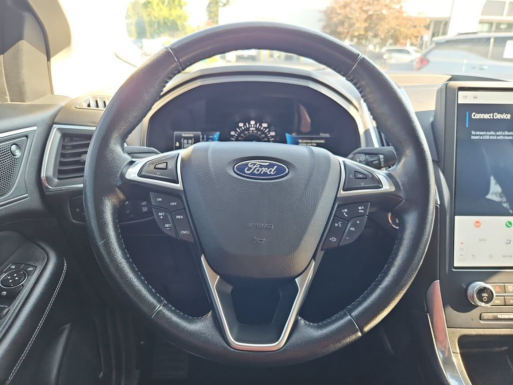 Used 2022 Silver Ford Titanium image 14