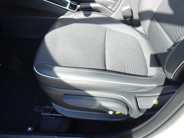 New 2026 White Hyundai SEL w/Two-Tone Roof image 9