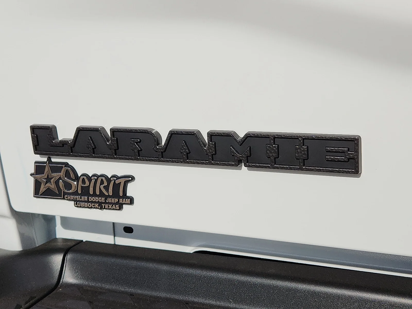 New 2026 PW7 Bright Whit Ram LARAMIE MEGA CAB 4X4 6