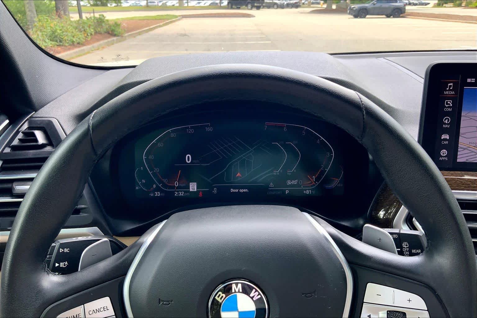 Used 2022 Mineral White Metallic BMW xDrive30i image 25