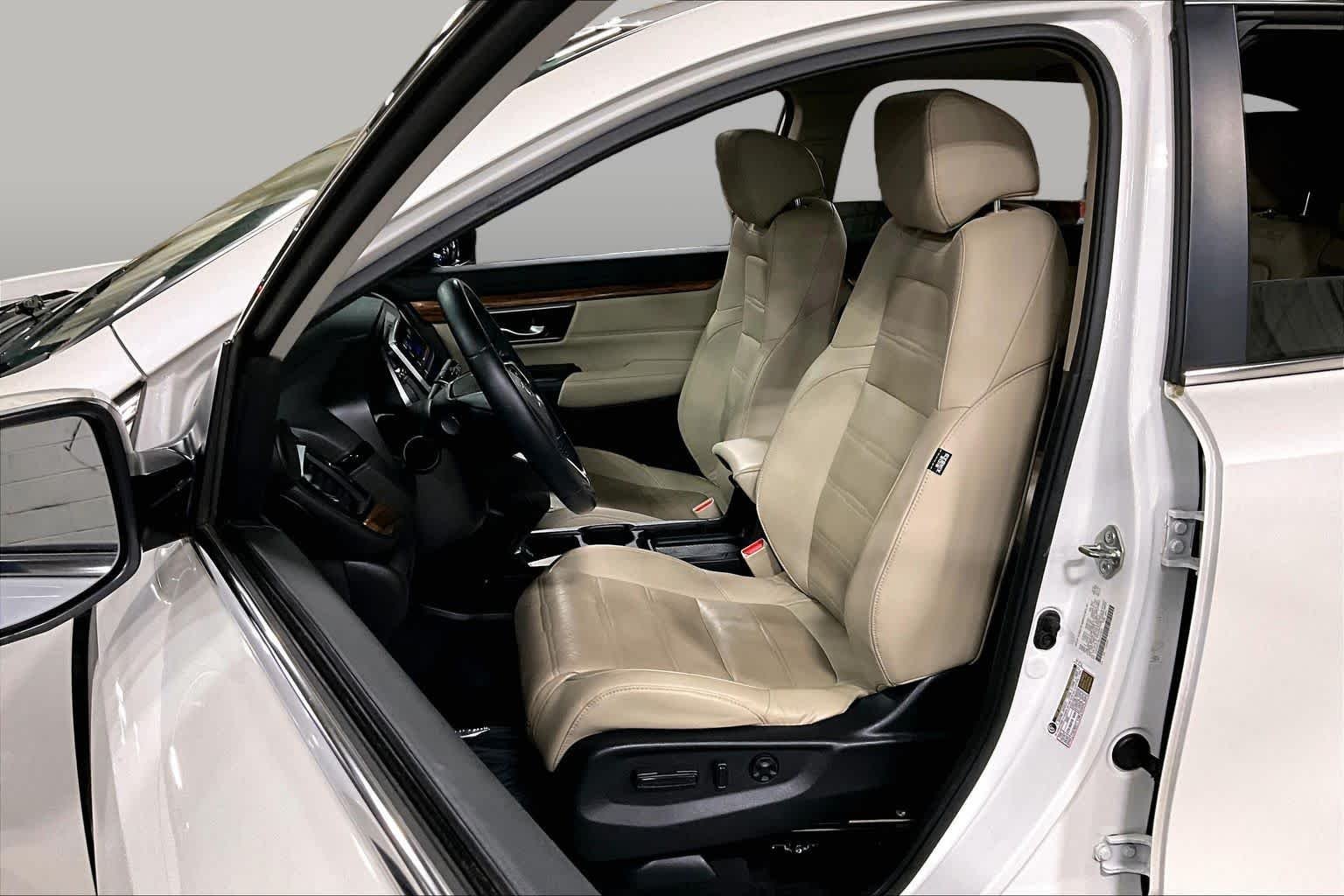 Used 2018 White Diamond Pearl Honda EX-L image 8