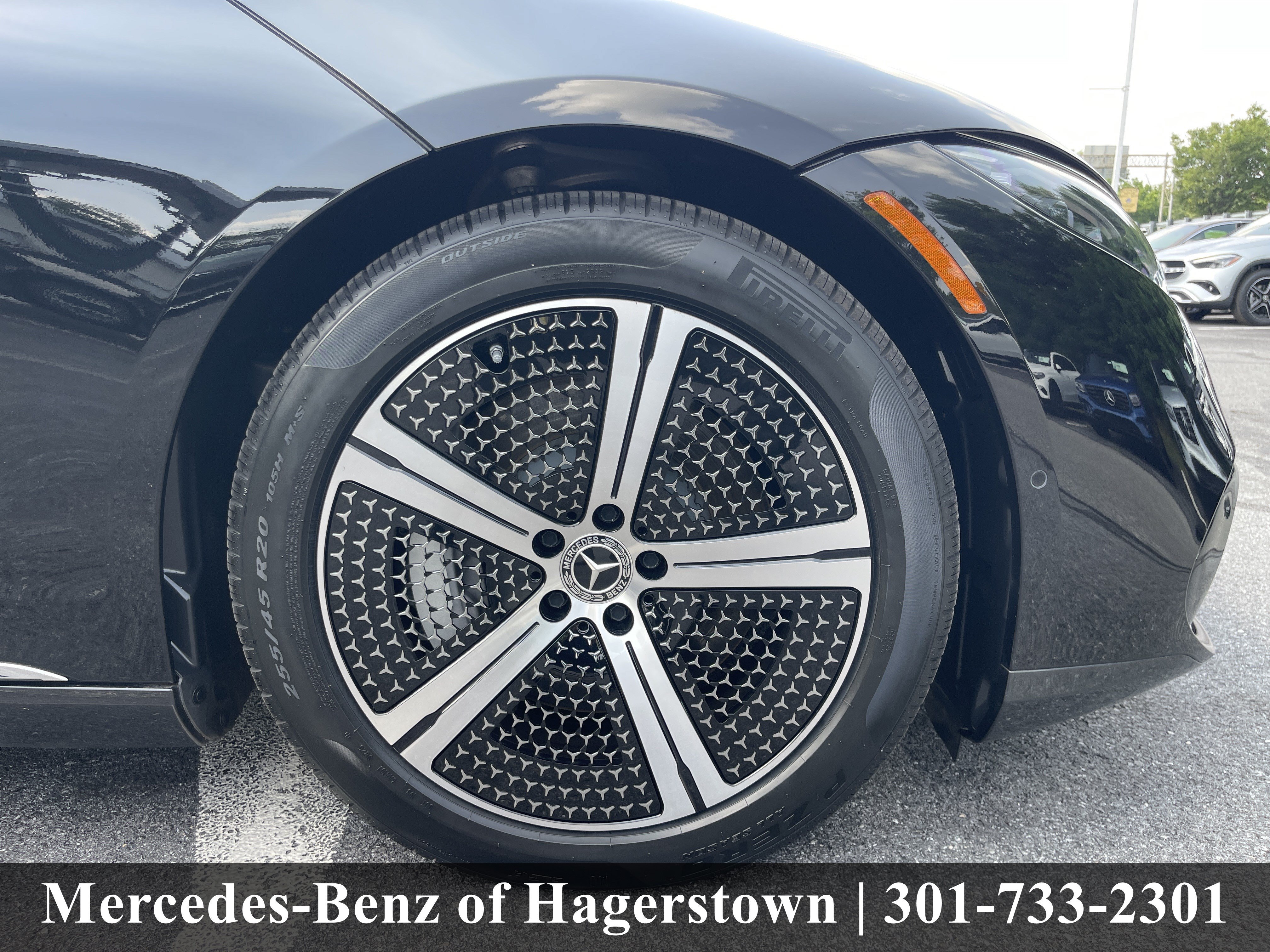 Certified Used 2023 Obsidian Black Metallic Mercedes-Benz EQS 450 4MATIC® Sedan image 39
