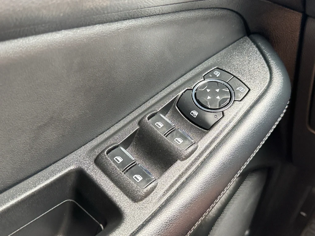 Used 2024 Blue Ford SEL image 16