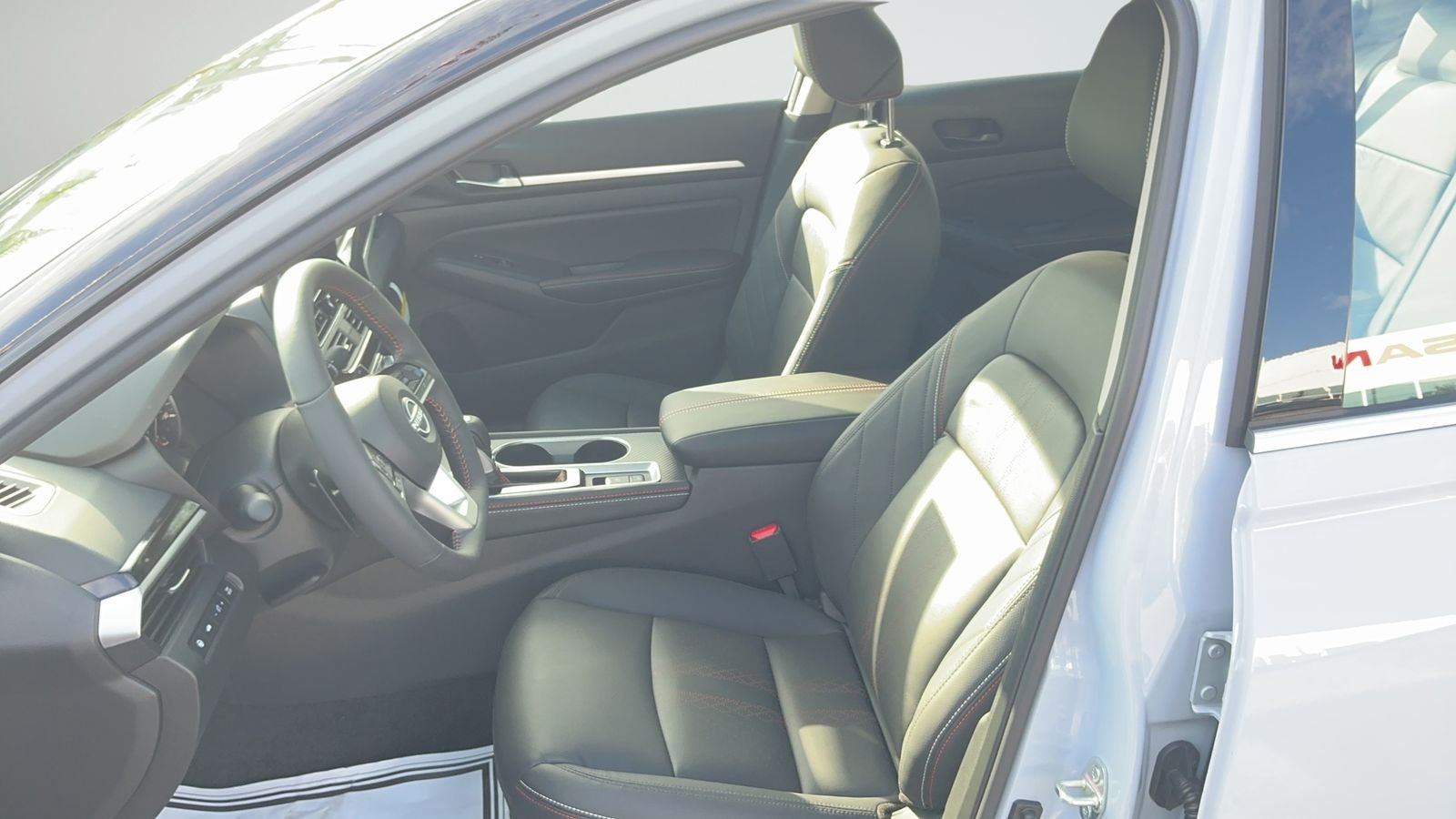 New 2026 Gray Nissan 2.5 SR image 33