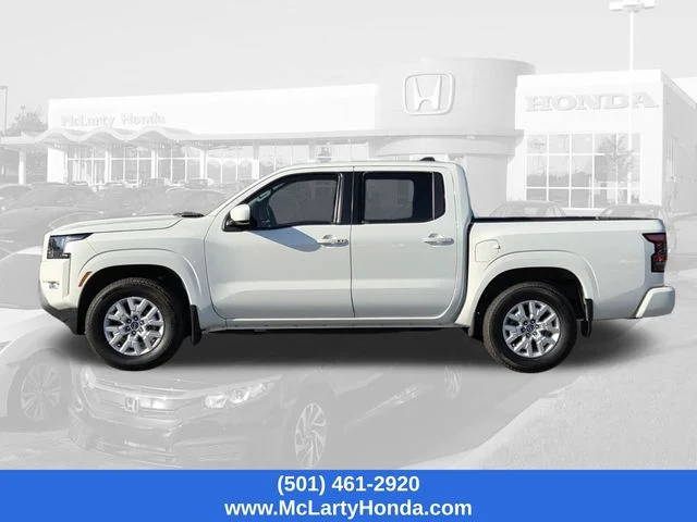 Used 2024 White Nissan SV image 2