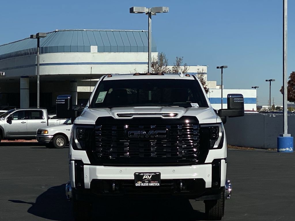 2026 GMC Sierra 3500HD Denali Ultimate - Photo 10