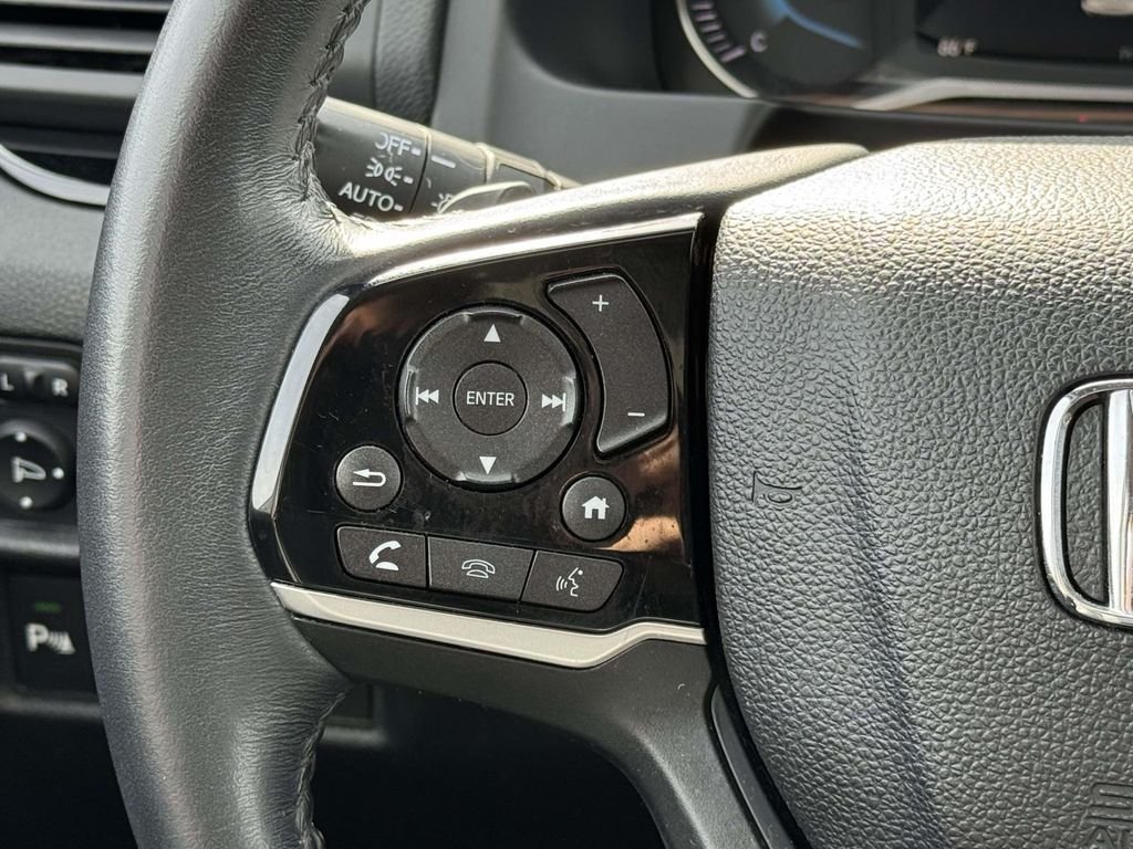 Used 2022 Black Honda Touring image 23