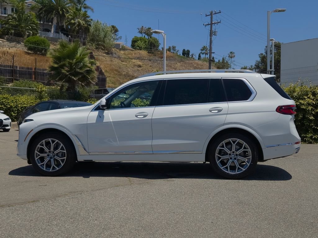 Used 2024 Alpine White BMW xDrive40i image 24