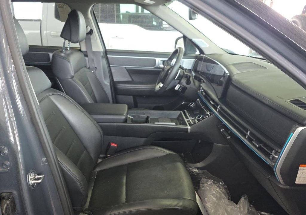 Used 2024 Gray Hyundai Limited image 6