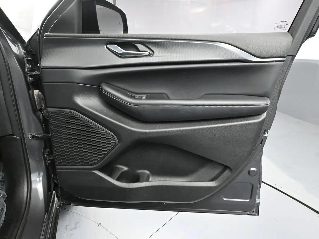 2024 Jeep Grand Cherokee Altitude - Photo 46