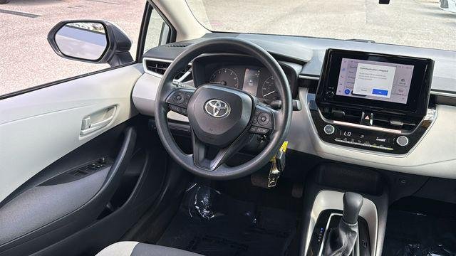 Certified Used 2025 Classic Silver Toyota LE image 39