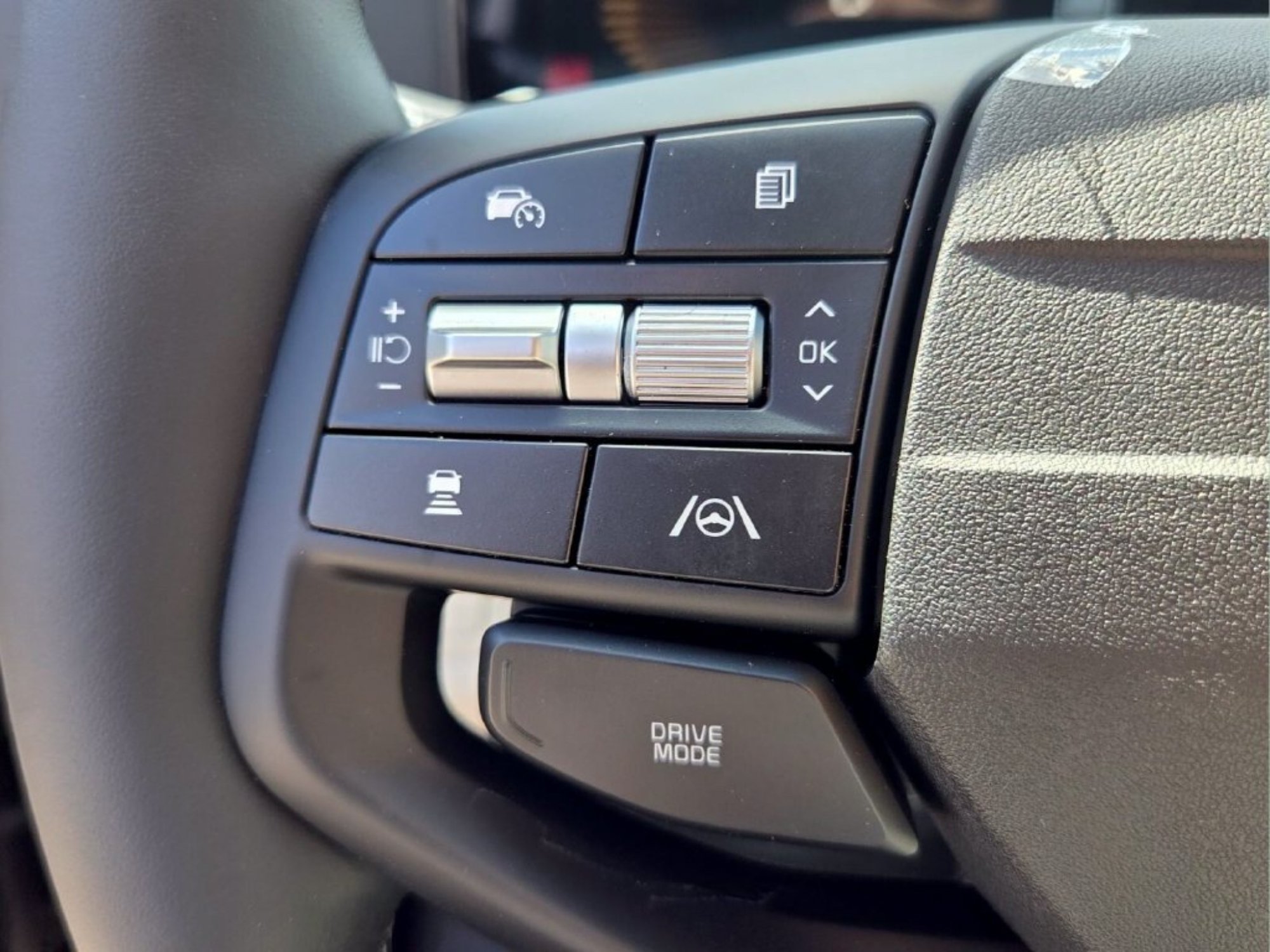 New 2026 Ebony Black Kia EX image 30