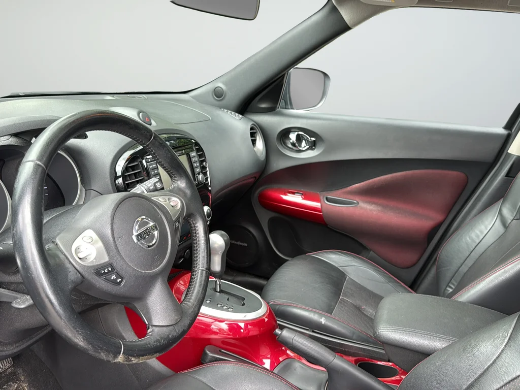 Used 2017 Gray Nissan SL image 22