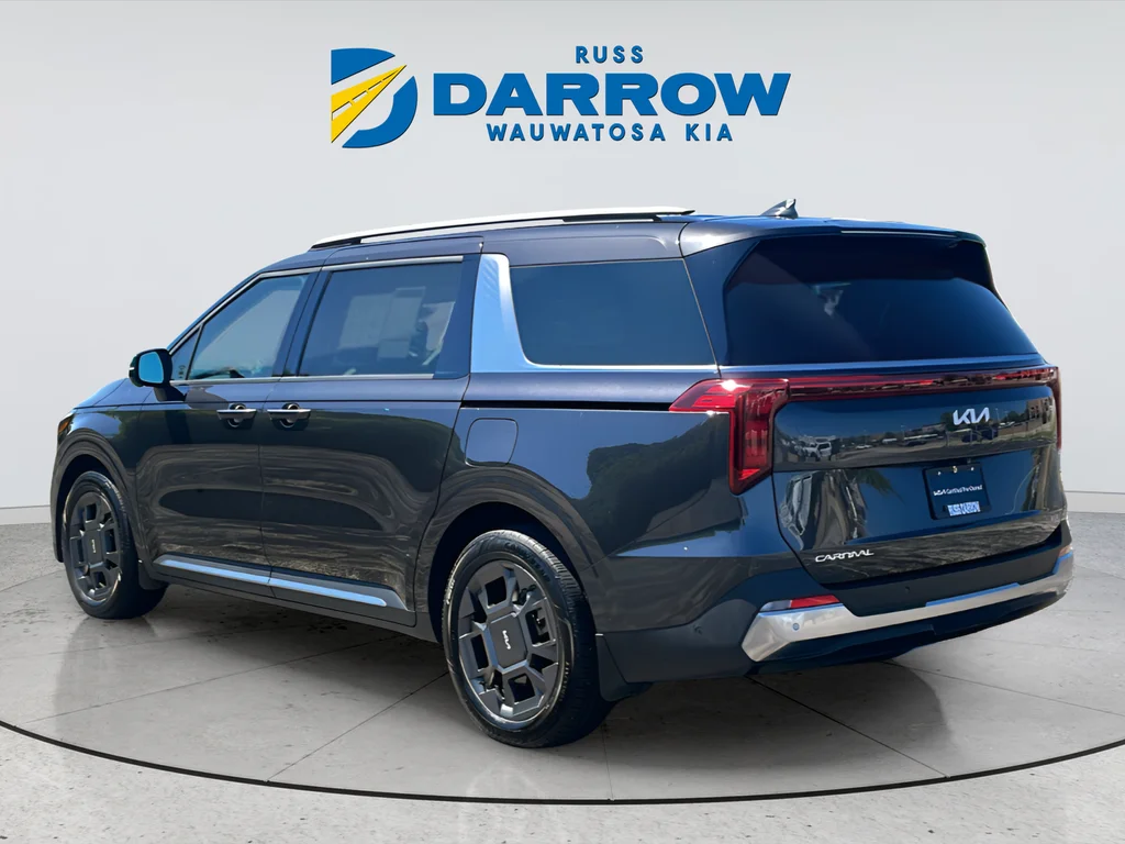 Used 2025 Gray Kia SX image 3