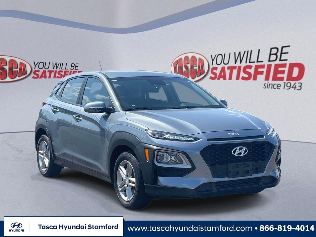 Used 2020 Silver Hyundai SE image 1
