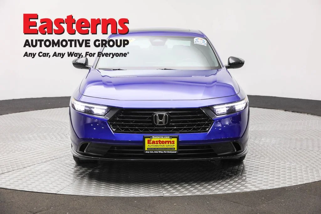 Used 2025 Blue Honda Sport-L image 2