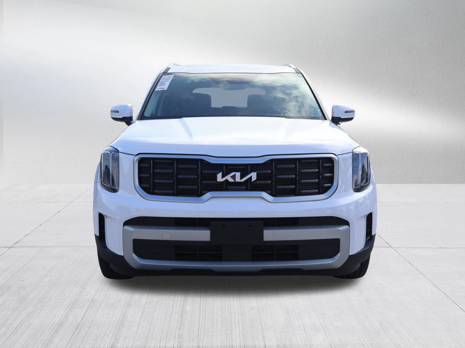 Used 2024 Kia Telluride S with VIN 5XYP6DGC7RG443693 for sale in Kansas City