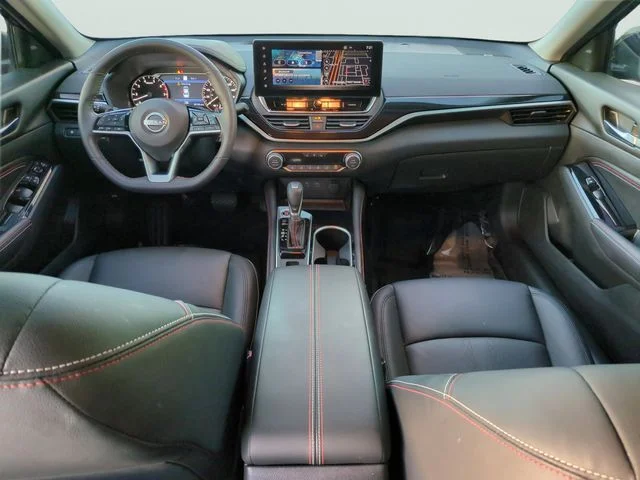 Used 2023 Blue Nissan 2.0 SR image 11