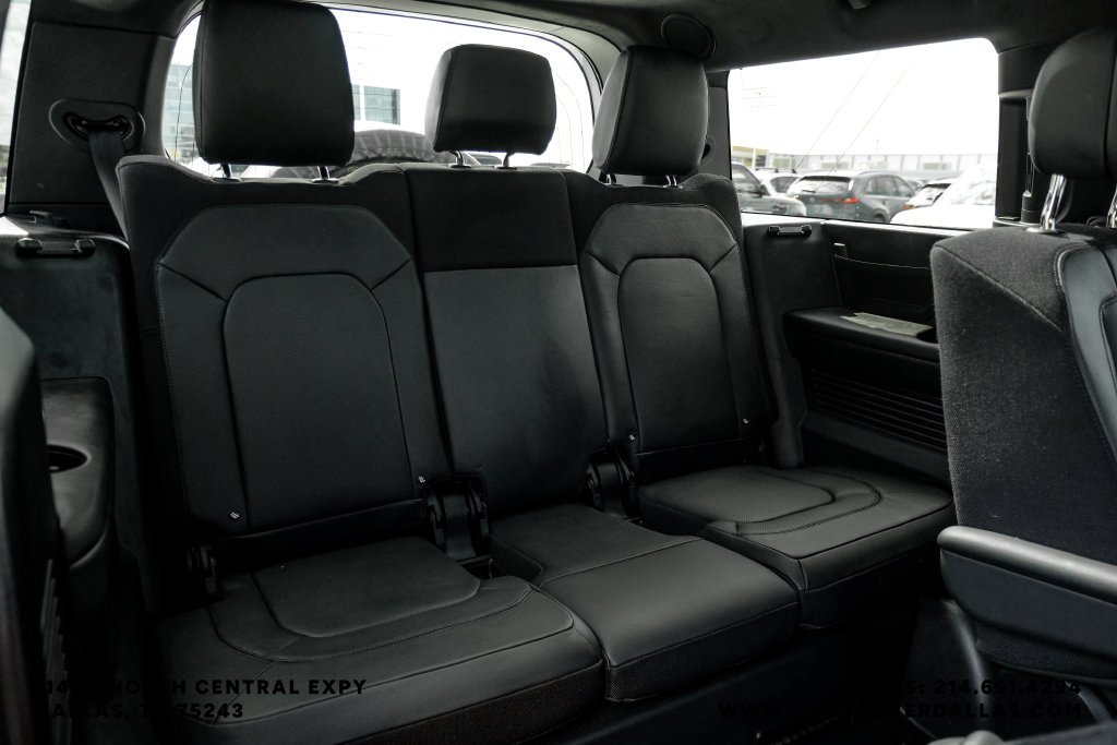 Used 2026 Fuji White Land Rover V8 image 50