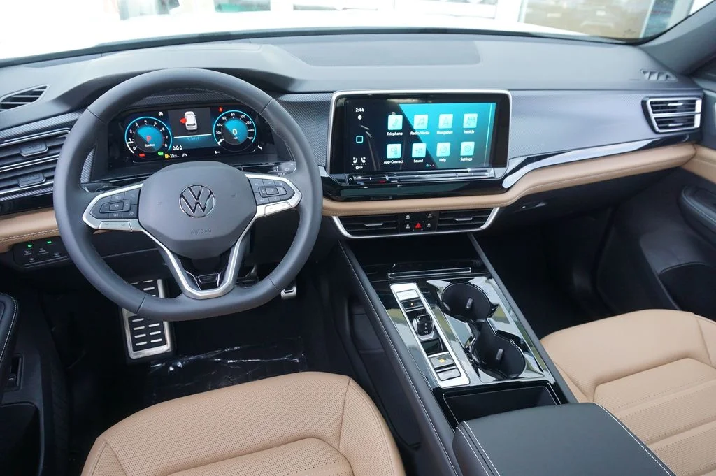 New 2026 White/off-white Volkswagen 2.0T SEL R-Line Black image 14