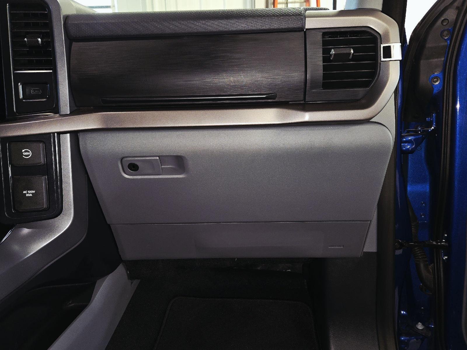 Used 2025 Atlas Blue FORD XLT image 58