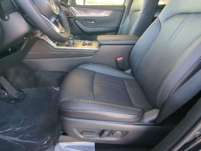 New 2026 Black Mazda 3.3 Turbo Premium image 10
