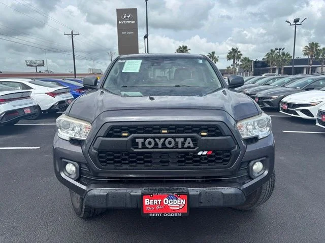Used 2020 Gray Toyota SR5 image 1